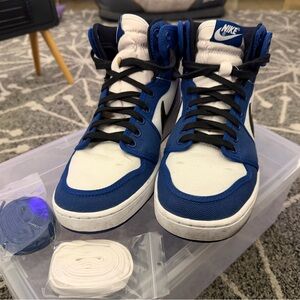 Air Jordan 1 Nike Royal Blue and White Sneakers
